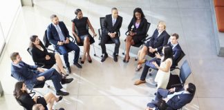 Conversaciones que las empresas deben tener para destacar el talento y promover un ambiente de confianza