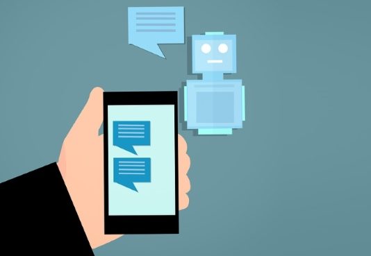 Ciberseguridad, virus hacker en la aplicación ChatGpt
