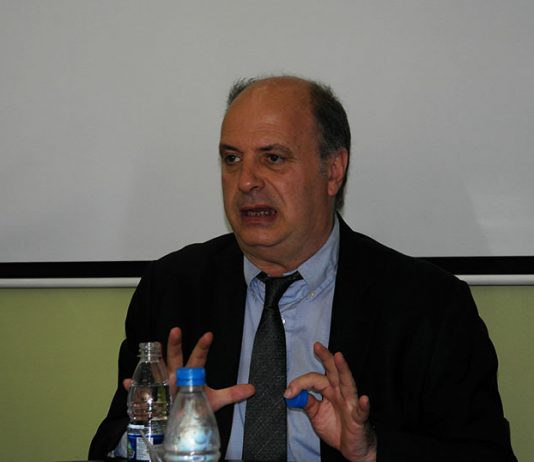 Franc Ponti: “Vendrán transformaciones tecnológicas que nos obligarán a redefinirnos como seres humanos”