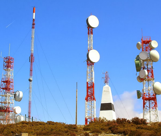 Antenas celulares no representan riesgos para la salud, según expertos
