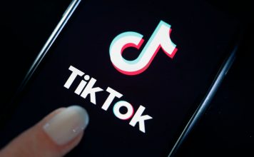 El multimillonario y ex dueño de los Dodgers de Los Angeles, Frank McCourt organiza una oferta pública para comprar TikTok