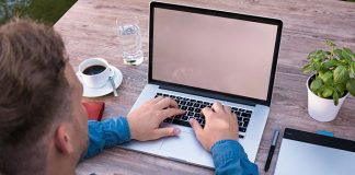 El mercado de las computadoras pierde cuota, Apple en alza