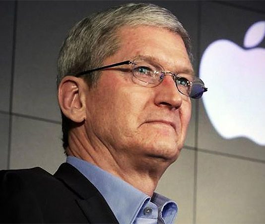 Sueldo del CEO de Apple Tim Cook, se verá reducido un 40% para 2023