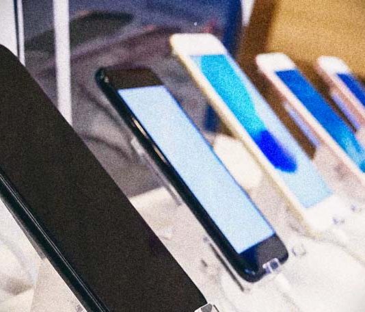 Mercado de smartphones, previsión aún a la baja y recuperación 2024
