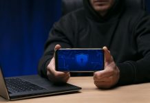 Cibercriminales suplantan a un banco en redes sociales y toman control del celular de sus víctimas