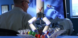 Un robot de «cirujano» subirá a la estación espacial ISS en 2024