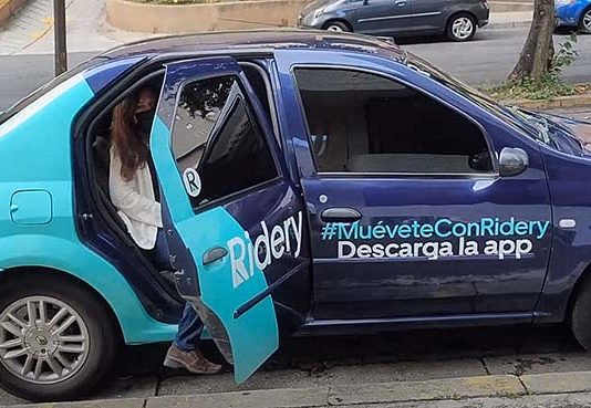 Ridery renueva su plataforma digital para unificar traslados, entregas y envíos en una sola interfaz