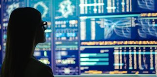 Programa Codear Futura: lanzan un programa de becas para mujeres en tech