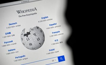 Wikipedia elimina resúmenes generados por IA tras protestas de editores