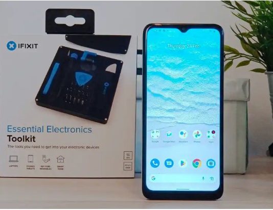 Nokia lanza un smartphone sostenible y que «puede ser reparado por el propio usuario»