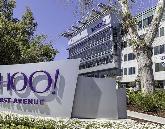 Yahoo también anuncia despido de 1600 empleados alegando reestructuración de la empresa