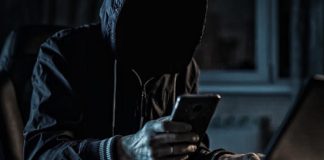 Estafadores utilizan la IA de generación de voz para engañar a la gente y sacarles dinero