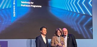 ProFuturo gana premio GLOMO 2023 por su contribución a reducir la brecha educativa