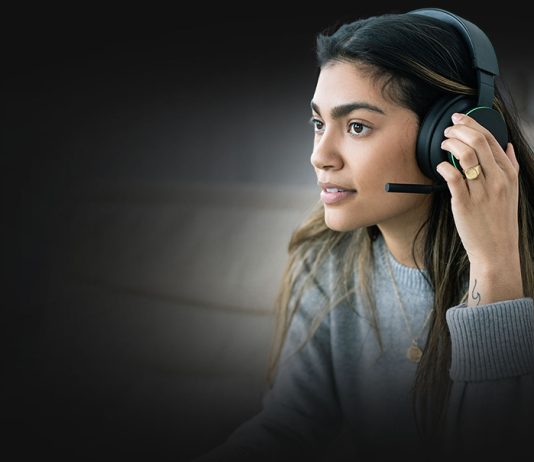 El segmento del audio personal inteligente cae 26% en el T4 2022 y se avecina un duro 2023