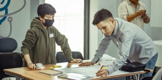 Programas de Samsung estimulan la imaginación de los estudiantes en busca de soluciones a problemas reales