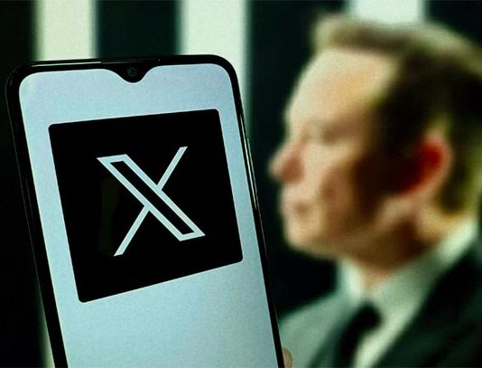 Elon Musk lanza XChat para competir con WhatsApp y Telegram en la App Store