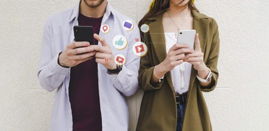 Meta, TikTok, Snap y YouTube enfrentan proceso judicial en EE.UU. por adicción digital