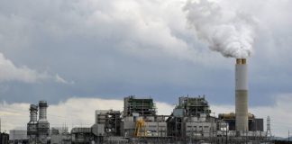 Gigantes tecnológicos devoran electricidad: Microsoft y Google consumen tanta como un país entero