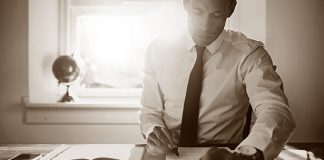 Líderes de TI enfrentan dificultades para cubrir puestos de IA y ciberseguridad, según encuesta de Reveal