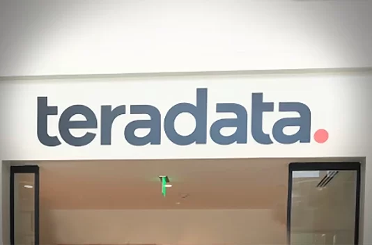 Teradata integra su Data Analyst Agent con Google Cloud para análisis conversacional
