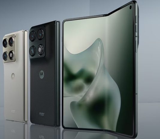 #CES2026: Motorola desafía a Samsung con el smartphone plegable Razr Fold