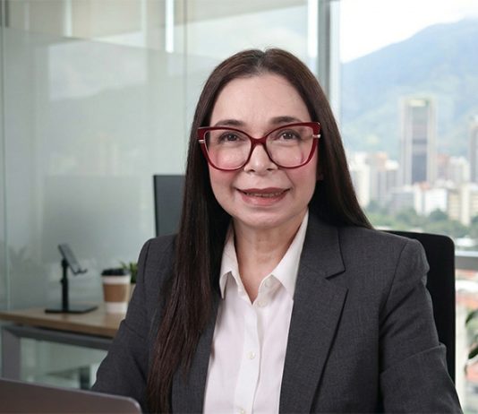 Abside blinda el cumplimiento normativo en sectores críticos con el nuevo AbsiDoc
