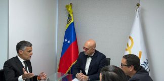 R4 consolida alianza estratégica con CAVECOM-e para impulsar el «Kit Digital Venezuela»
