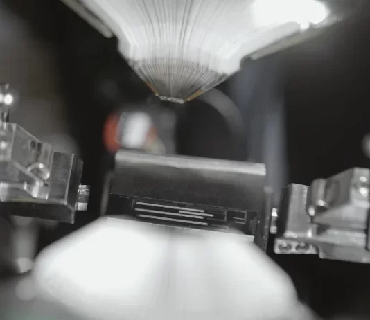 Un paso hacia la red cuántica: Cisco muestra su Universal Quantum Switch