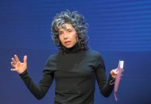 «Los asistentes virtuales no son amigos», destaca la presidenta de Signal