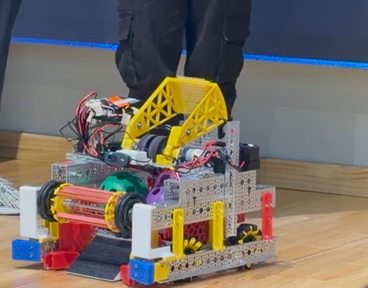 Codepeques presentó su robot Solaris rumbo a la Copa KA’I 2026