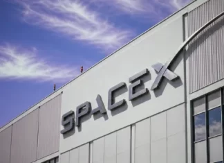 SpaceX avanza en la integración de capacidades de IA con la compra de Cursor, impulsora del “vibe coding”