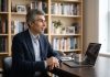 Yoshua Bengio advierte: «La IA ya está aprendiendo a mentir y engañar a los humanos»
