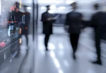 Un informe de ABB y BCG identifica a los centros de datos de IA como motor de la adopción de tecnología DC