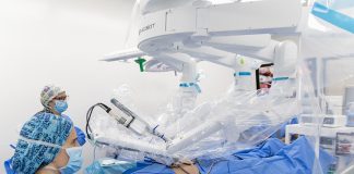La tecnología quirúrgica asistida por robot suma un nuevo sistema en Caracas