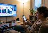 Tres de cada cuatro espectadores de televisión en EE. UU. usan teléfonos inteligentes mientras ven TV