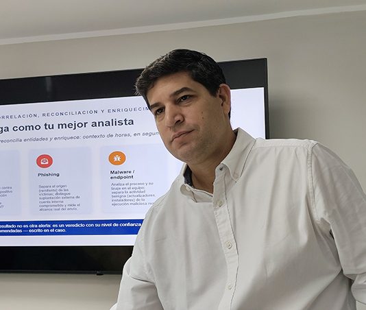«La velocidad de las herramientas maliciosas supera la capacidad de respuesta humana», advierte experto en ciberseguridad Aníbal Vera